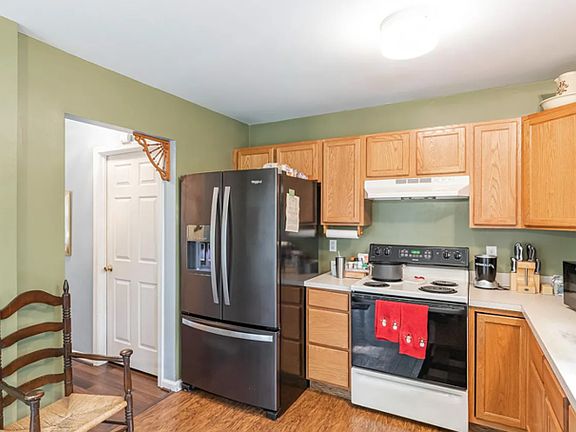 2nd image of 1610 Grant Ave