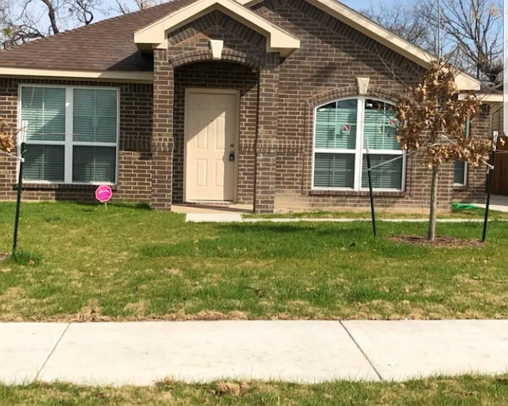 1414 N Calhoun St — Photo 2
