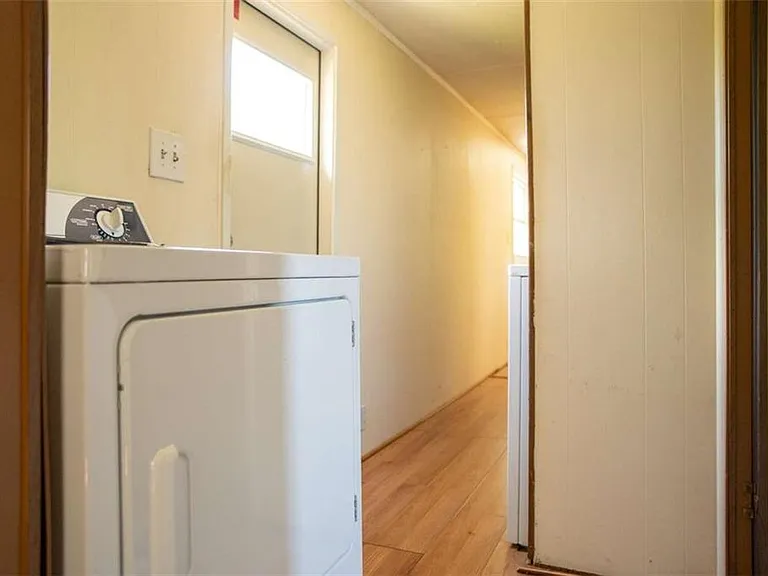 3131 Langley Rd — Photo 27