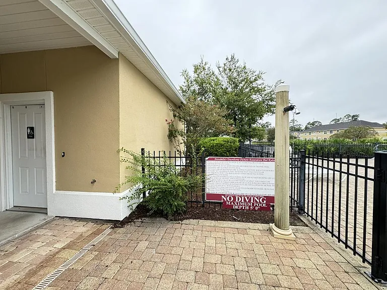 1725 Annabellas Dr — Photo 36