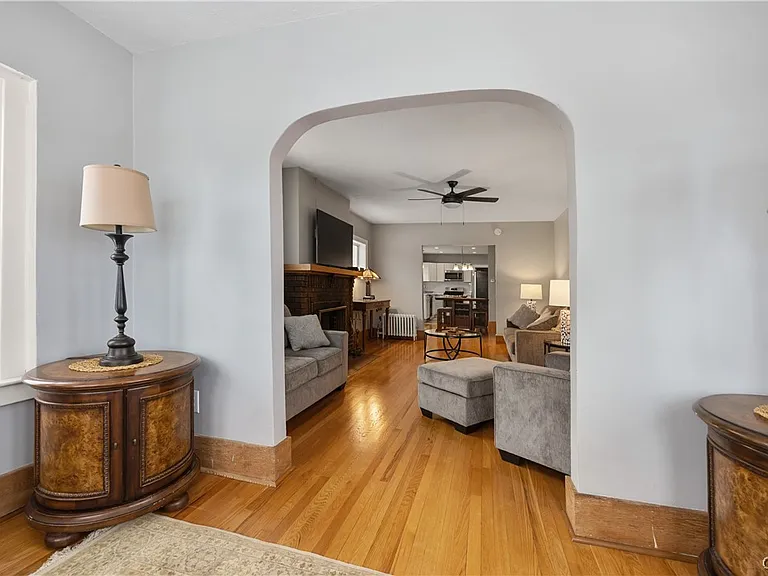 327 Grant Blvd #29 — Photo 13