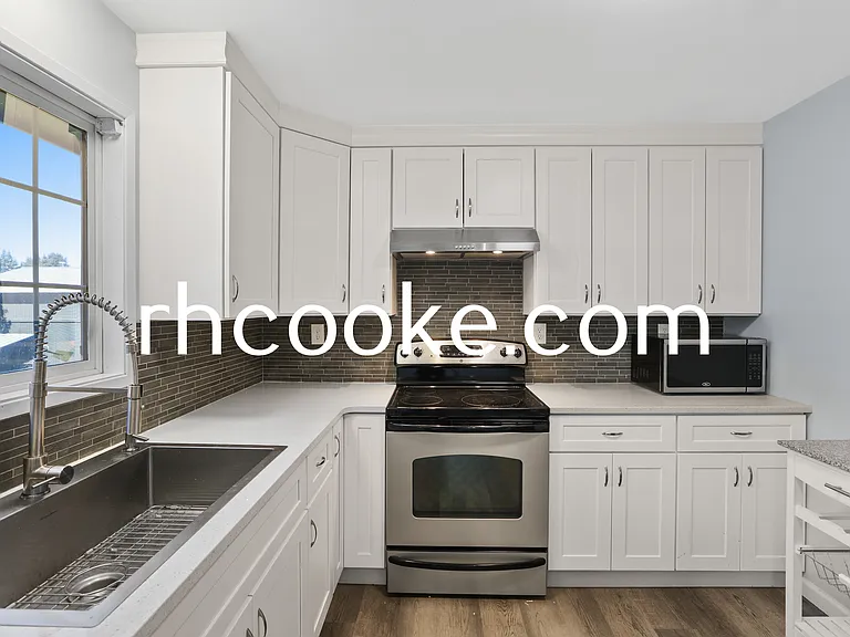3619 N Thor St — Photo 3