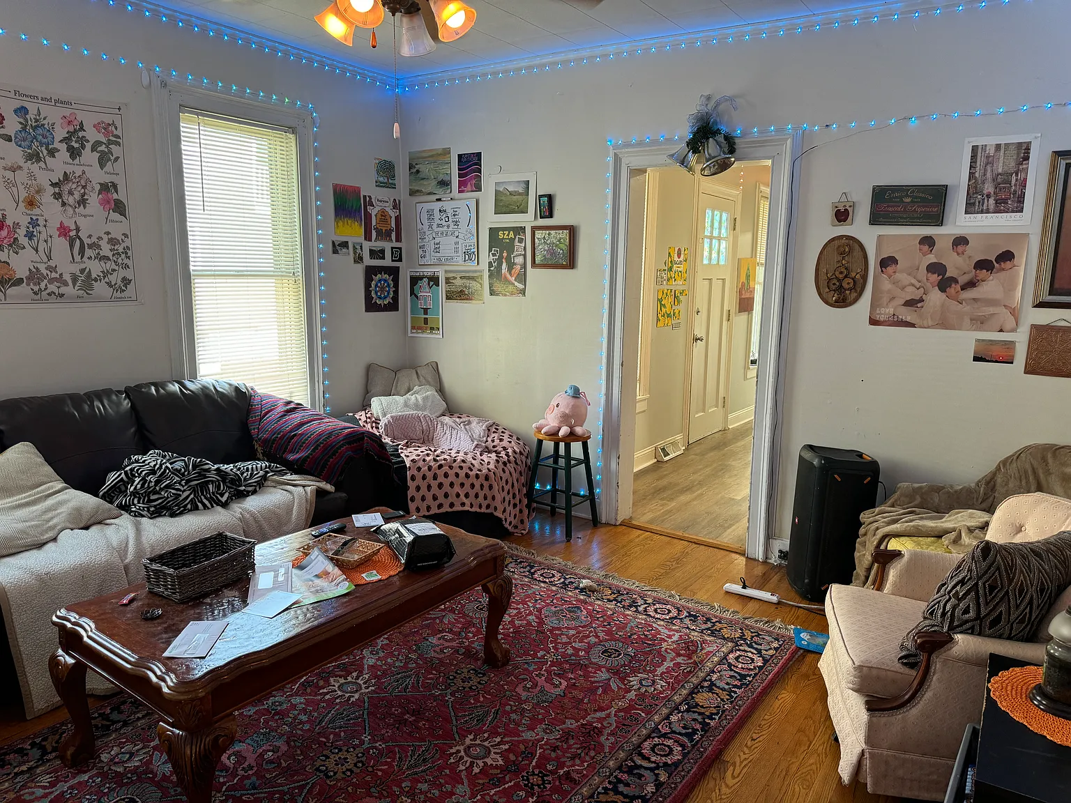 5 bed, 2000 sqft, $3,625 — Photo 3