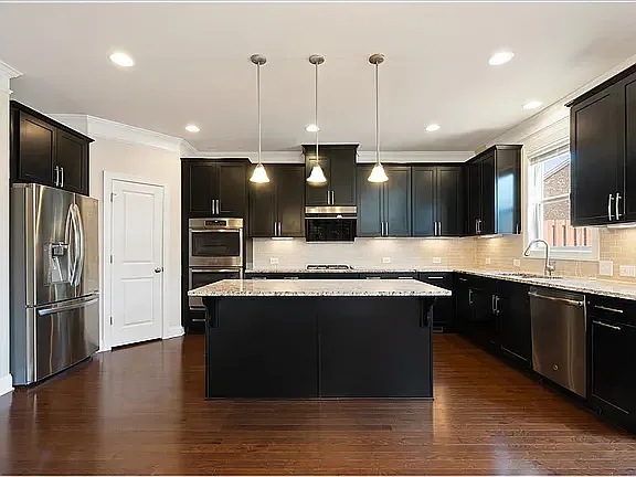 Butler Dr — Photo 11