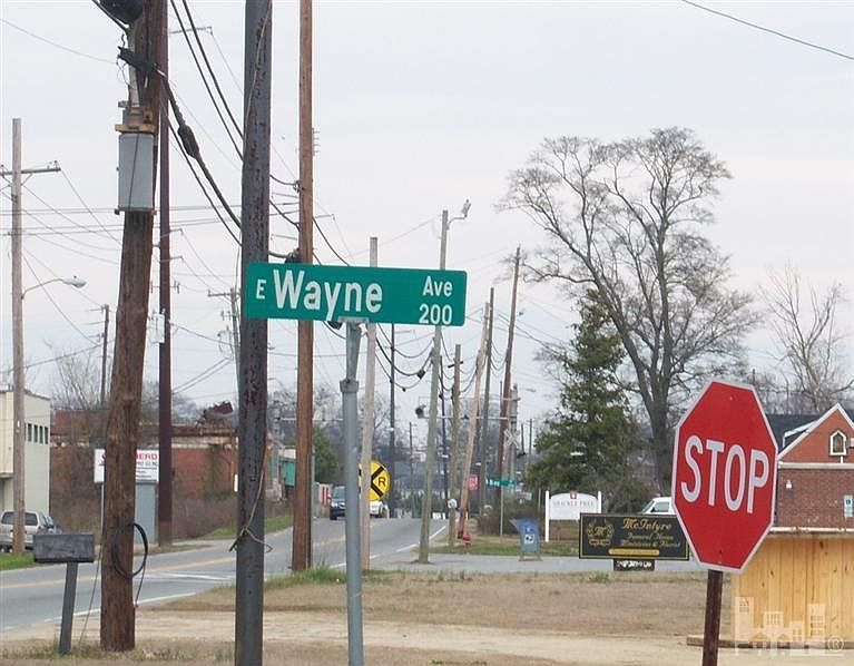 2nd image of 232 Wayne Ave