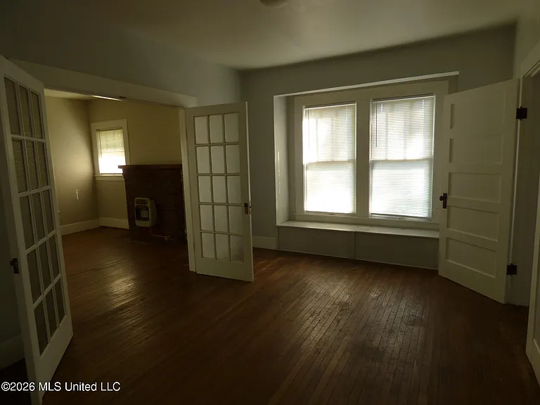 412 S 6th St — Photo 3