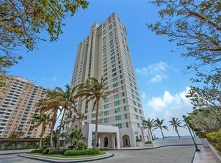 800 Claughton Island Dr APT 2202, Miami, FL 33131