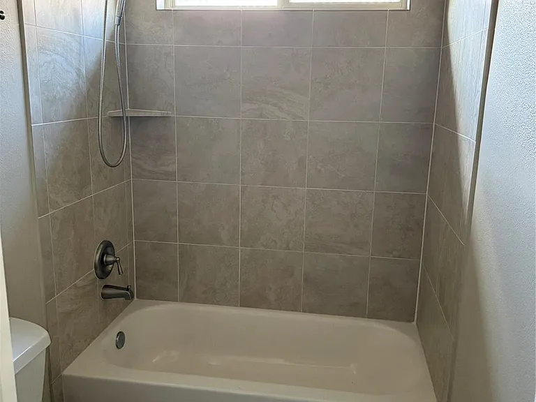 312-2 N Ormsby St #314 — Photo 6