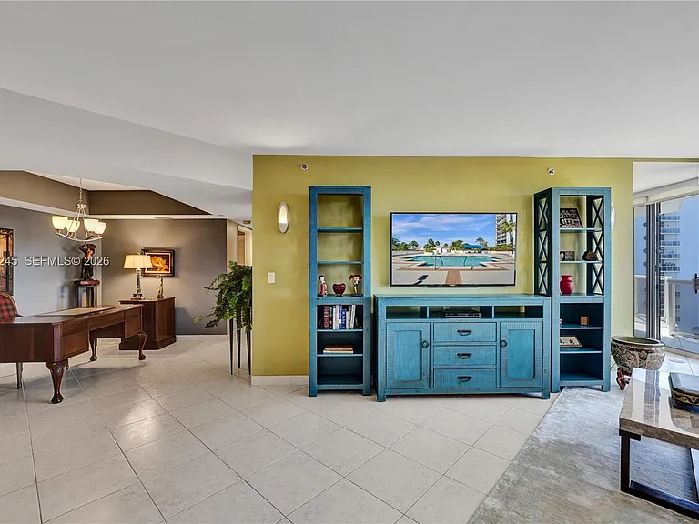 3600 Yacht Club Dr #904 — Photo 14