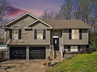 608 Castile St, Gower, MO 64454