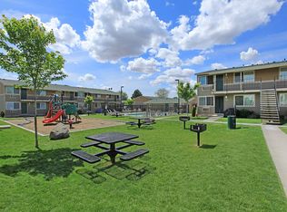 1001 W 4th Ave #E206, Kennewick, WA