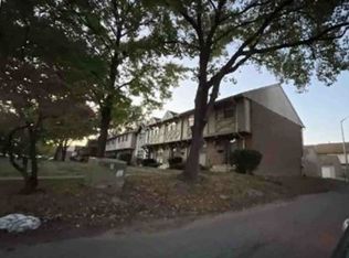8123 E 20th St, Indianapolis, IN