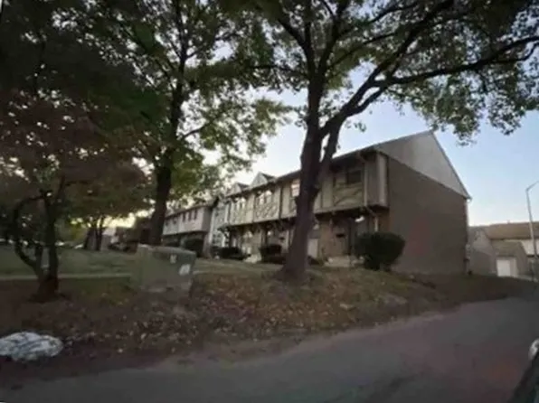 8123 E 20th St, Indianapolis, IN 46219