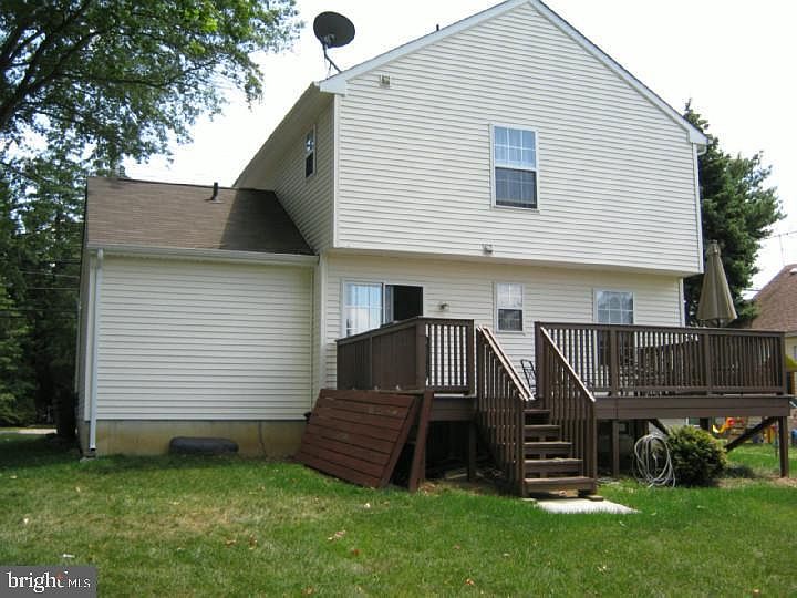 2nd image of 519 W Evesham Ave