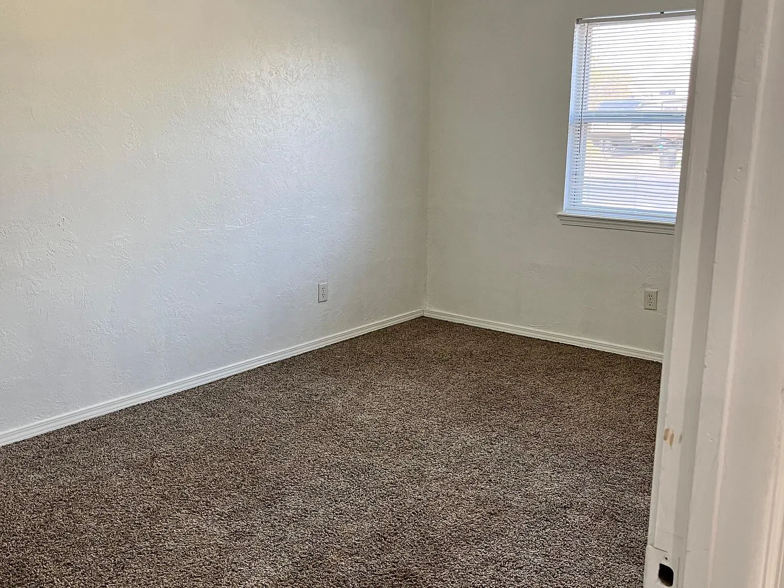 3 bed, 1239 sqft, $1,150 — Photo 4