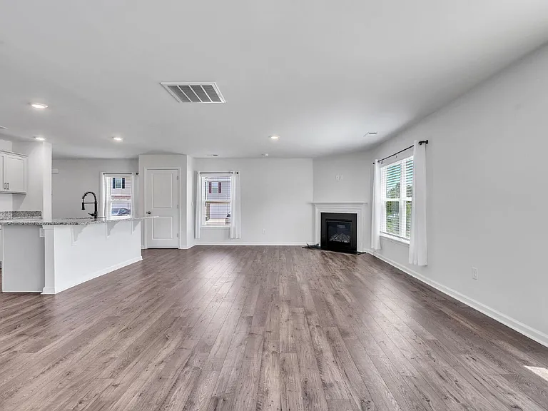 1264 Canter Pl — Photo 4