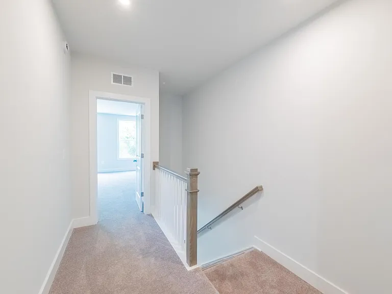 1105 N Lombardy St #A — Photo 23