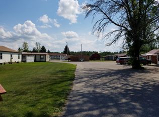 959-969 Levering Rd, Cheboygan, MI 49721