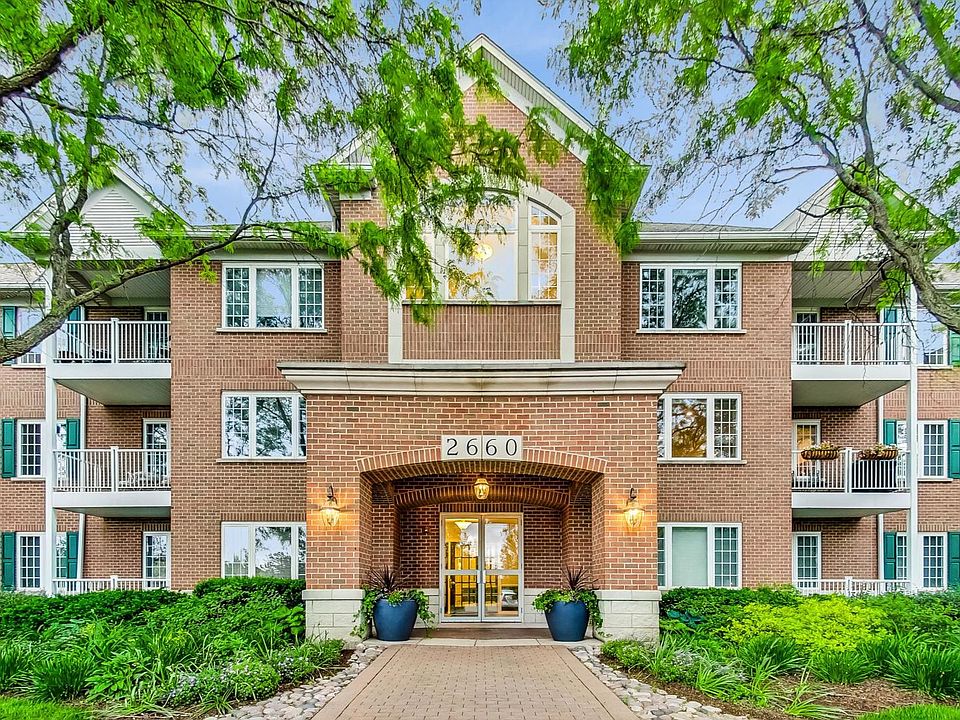 1st image of 2660 Summit Dr Unit 310