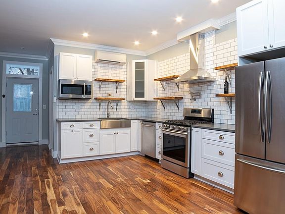 2nd image of 29 Park St #2