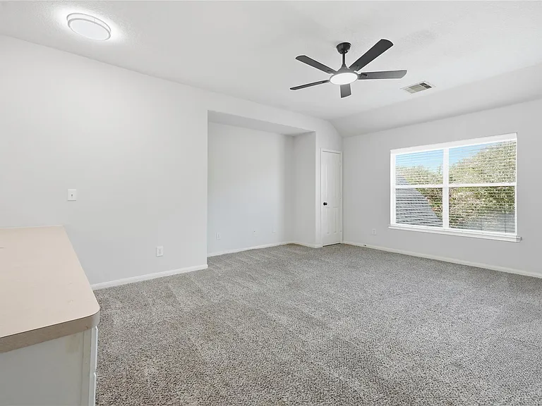 6165 Darlington Ct — Photo 30
