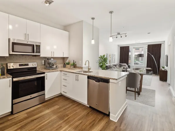 Monument Village at College Park