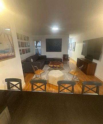 2nd image of 61 Woodward St