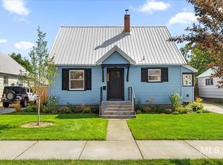 914 W 3rd St, Weiser, ID 83672