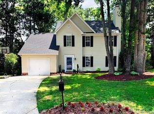 4234 Huntmeadow Dr, Charlotte, NC 28269