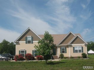 238 Moyock Landing Dr, Moyock, NC 27958