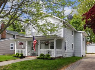 36 Allen St, Rumson, NJ 07760