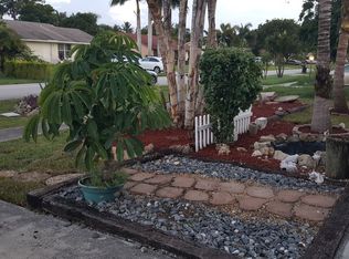 4571 Carthage Cir N, Lake Worth, FL 33463
