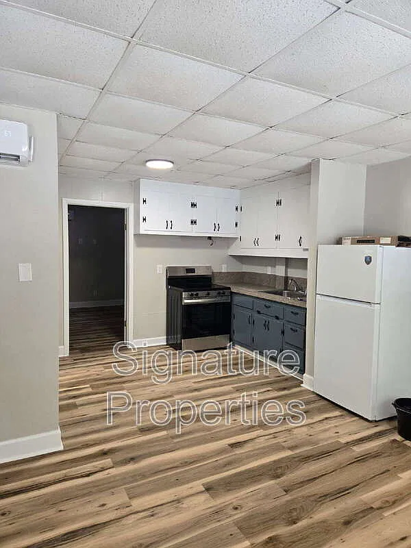 1 bed, 1.0 bath, 800 sqft, $895 — Photo 2