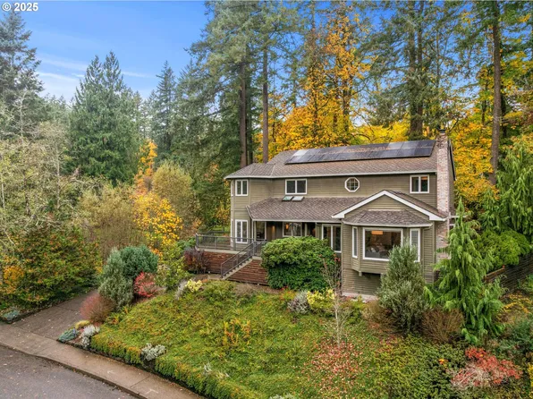 10850 SW Creightonwood Pl, Portland, OR 97219