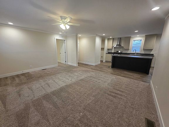 3rd image of 4359 Dogwood Blvd #902