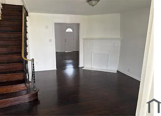 7070 Clover Ln #7070 — Photo 3