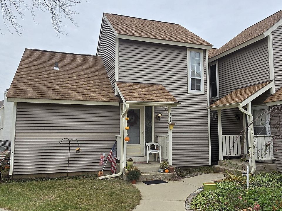1st image of 919 Bidwell Dr