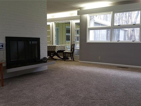 5th image of 4376 Wilcor Dr