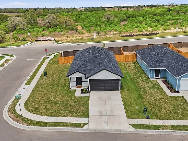 303 Wild Goose Dr — Photo 17