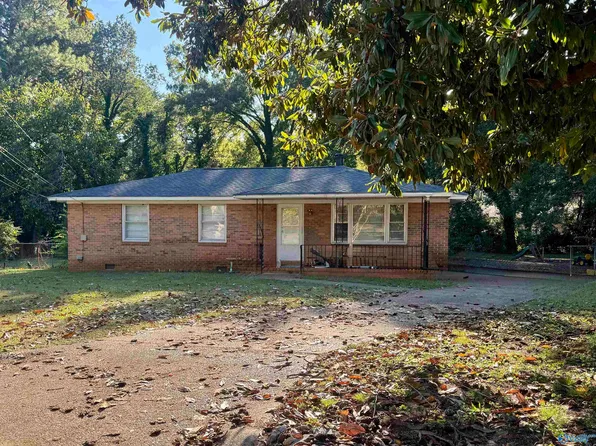 2616 Gamma Cir NW, Huntsville, AL 35810