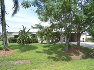 646 Canal Dr, North Fort Myers, FL 33903