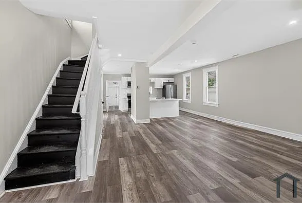 5012 Ivanhoe Ave — Photo 10
