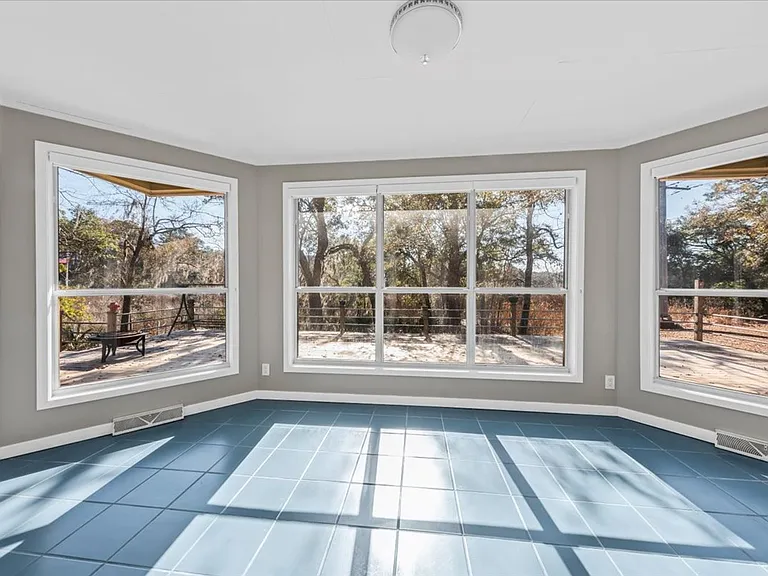 2051 Marsh Flower Ln — Photo 16