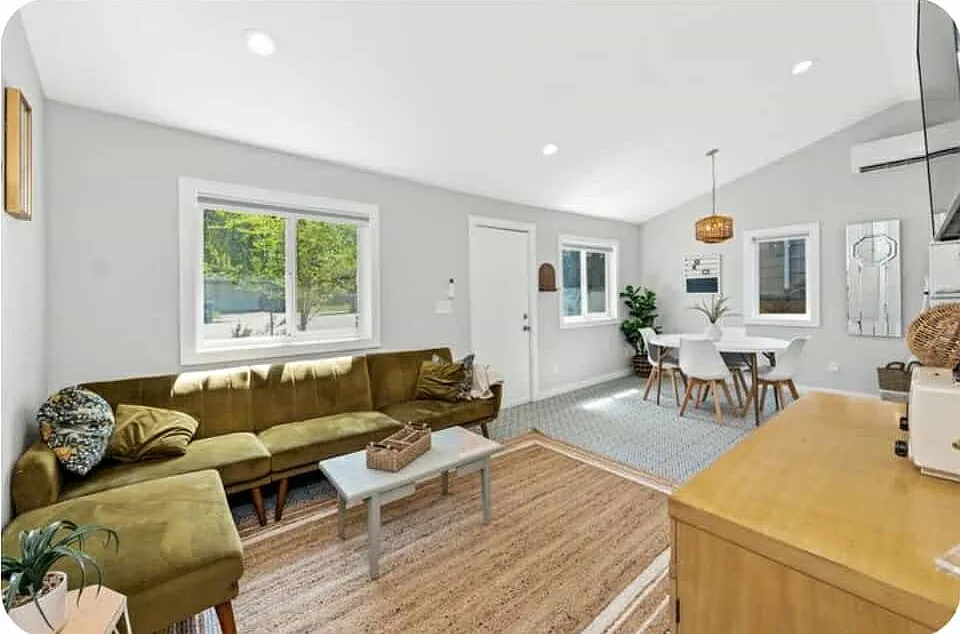 1 bed, 800 sqft, $1,800 — Photo 3