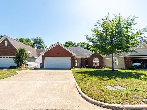 4th image of 306 Powder Horn Dr