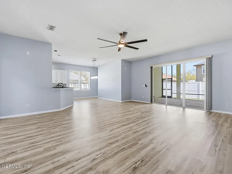 14447 Cherry Lake Dr W — Photo 11