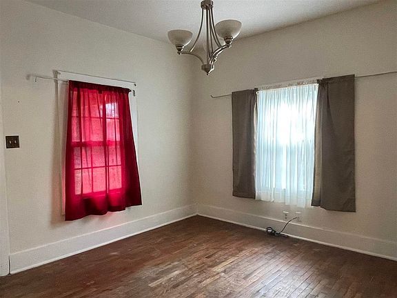 3rd image of 1703 7th Ave