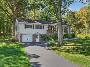 65 Hawxhurst Road, Monroe, NY 10950