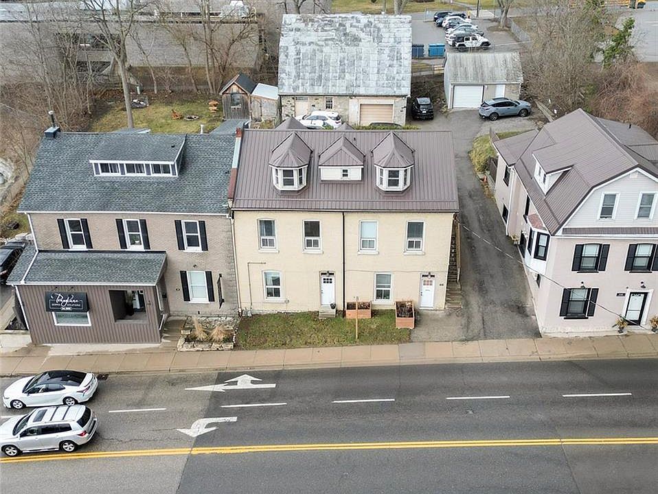 1st image of 142 Grand River St N