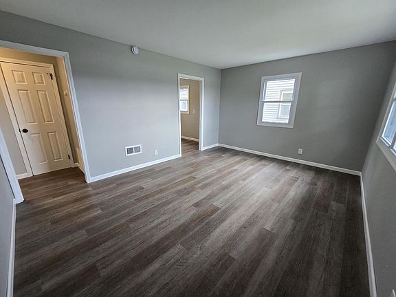 2nd image of 6167 N 35th STREET